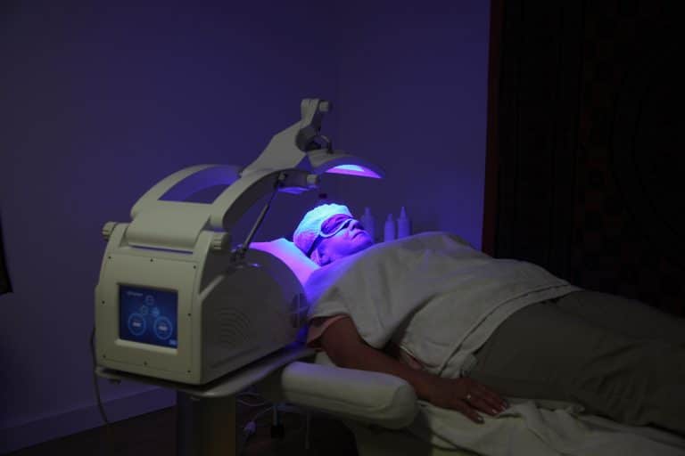 photodynamische Farblichttherapie